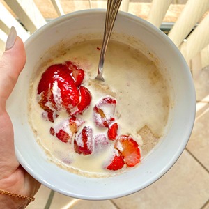 strawberry porridge photo